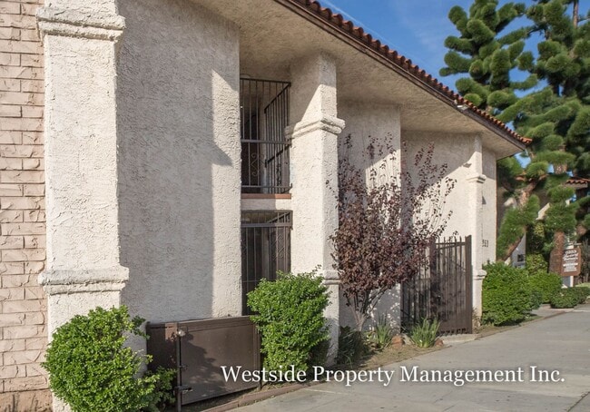Photo - 6253 Lankershim Blvd Unit Z