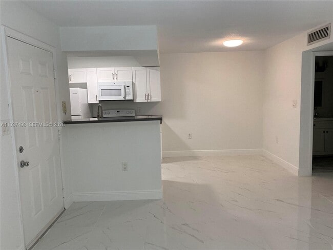 Photo - 15560 SW 104th Terrace Unit 619