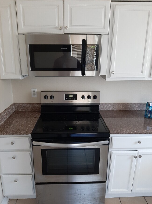 Photo - 2620 Angelique Dr