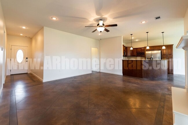 Photo - Great Neighborhood!