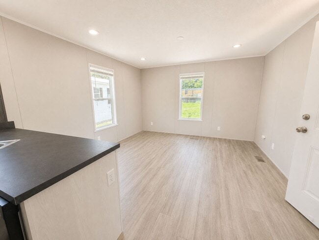 Photo - 300 Forrest Ave