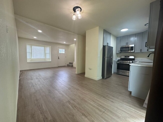 Photo - 1624 Banyan Dr Unit 4