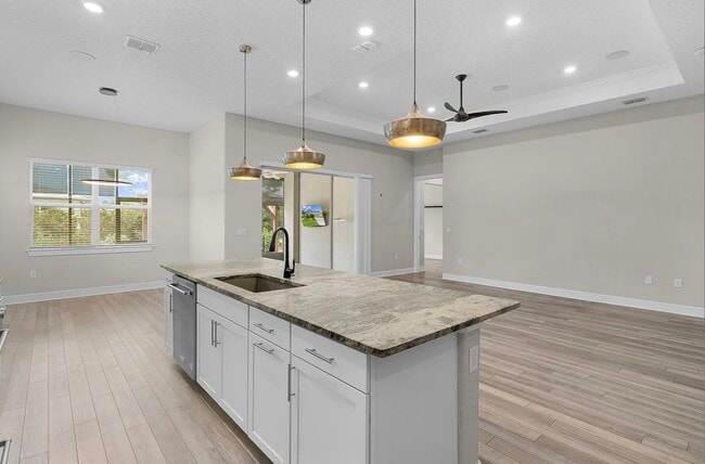 Photo - 507 Mabbette St