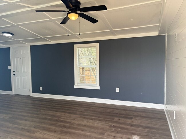 Photo - 2 Bedroom, 2 Bathroom Home in Haw River!