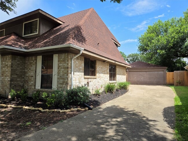 Photo - 14718 Earlswood Dr