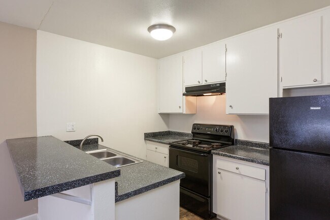 Building Photo - Elan Sandrock Place Rental