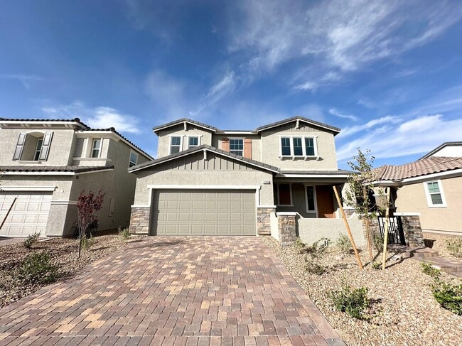 Photo - Beautiful and well-maintained home