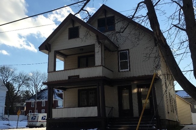 Building Photo - 42 Kenyon Ct Unit 2