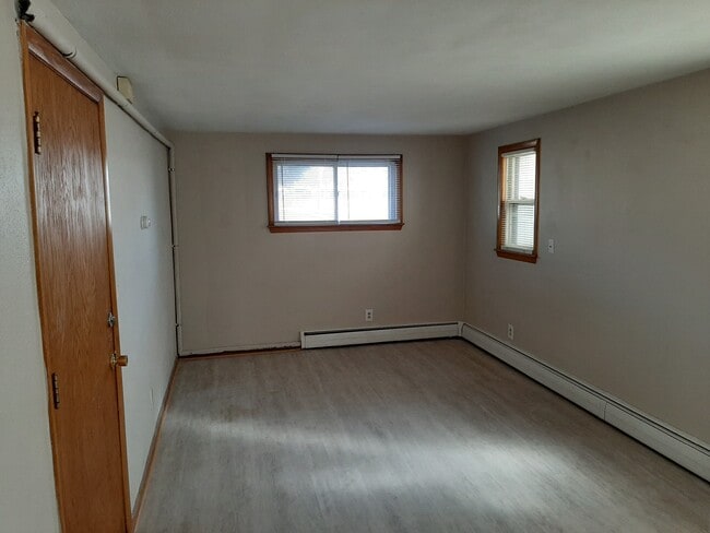 946 Randolph Ave