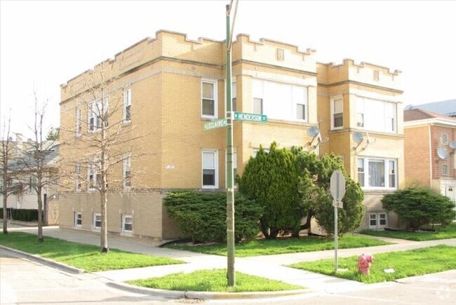 Building Photo - 5056 W Henderson St Unit G Rental