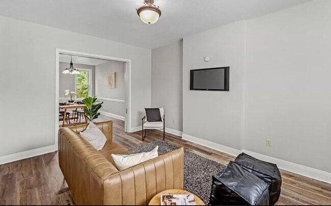 309 South Ave