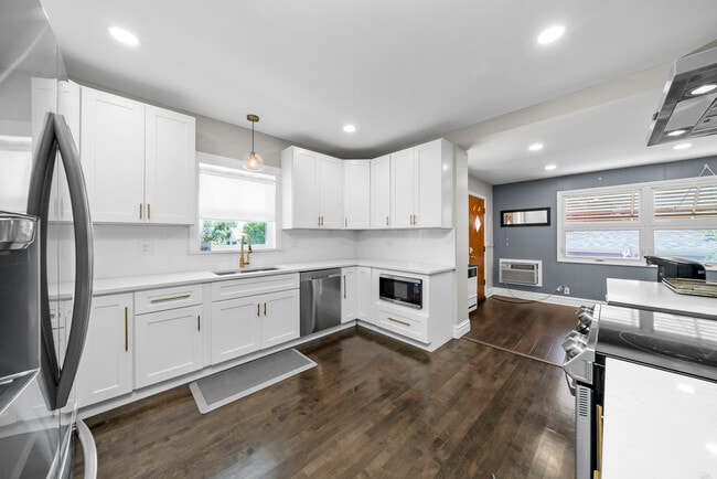 Photo - 7901 W Elmgrove Dr