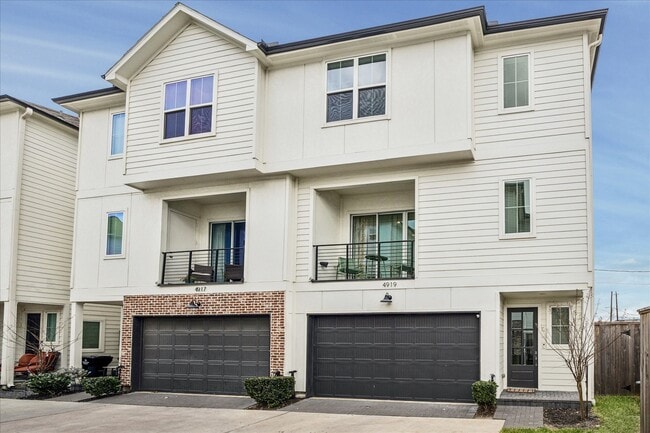 Photo - 4919 Avenue J