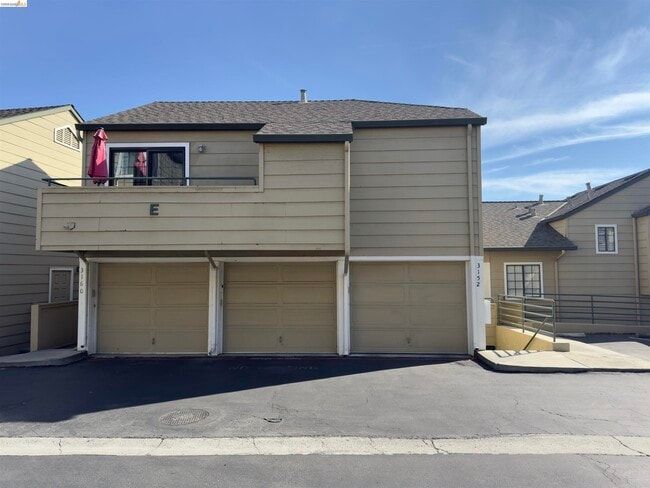 Building Photo - 3152 Heather Ridge Dr