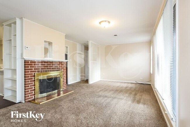 Photo - 374 Oswego St