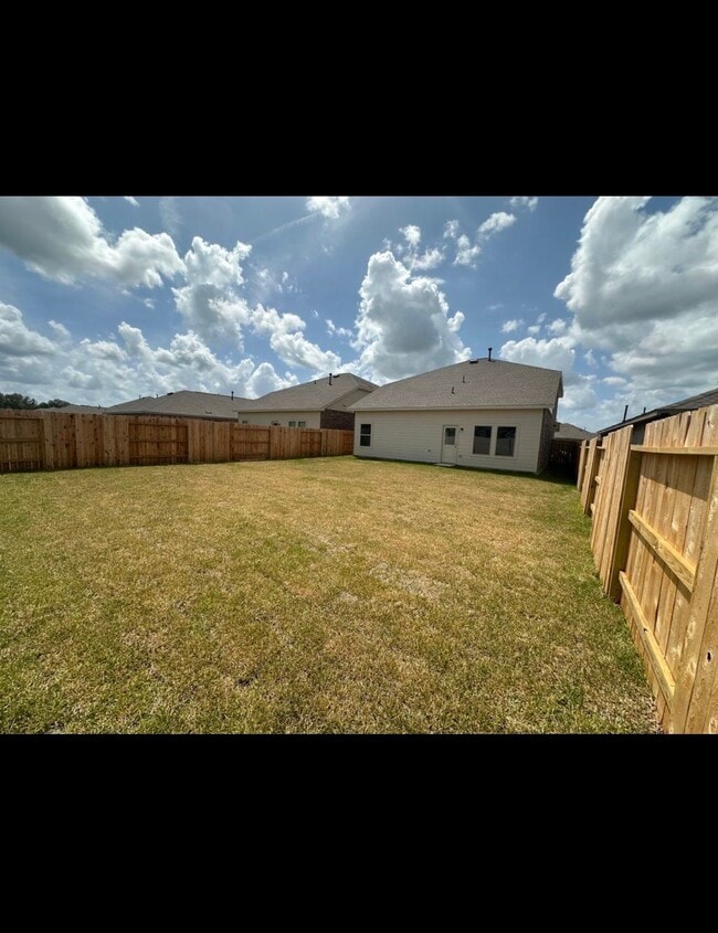Photo - 21523 Casavatore Dr