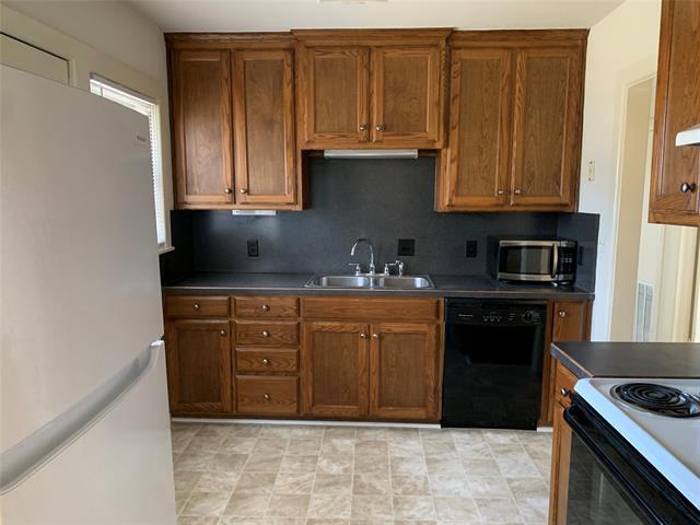 Photo - 607 E Hale Ave