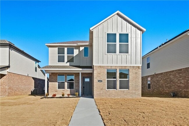 Building Photo - 4682 W Aurora St