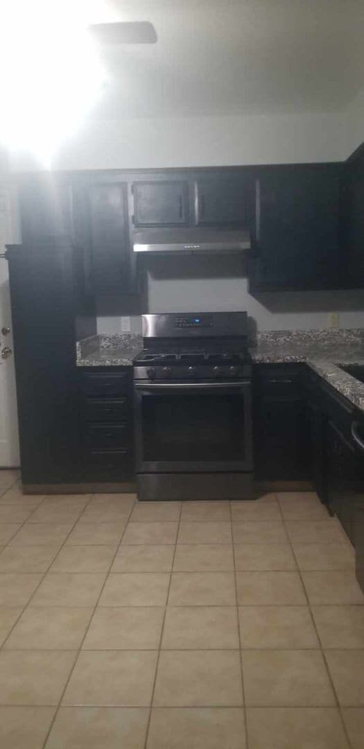 Photo - 325 W China Grade Loop Unit B