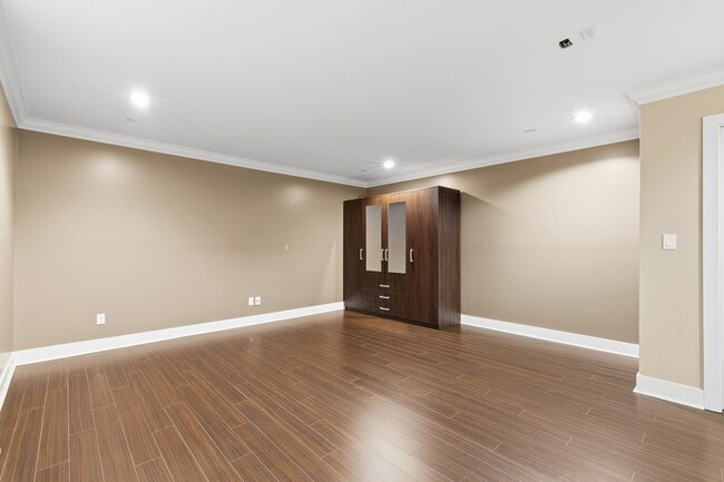 Photo - 15118-1558A 58A Ave.