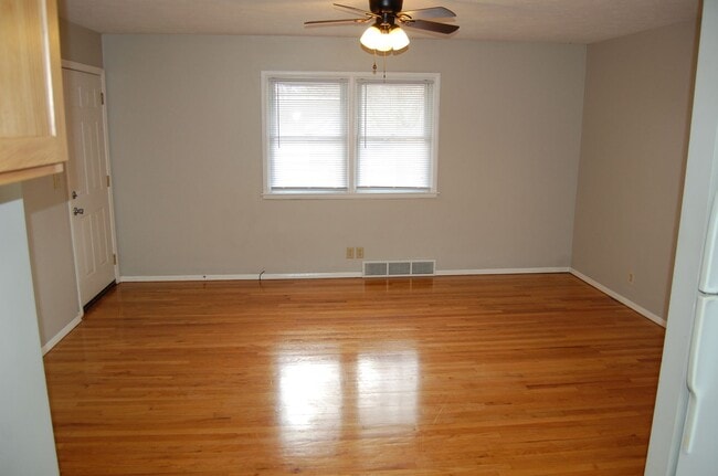 Photo - 4630 Starr St Unit 4630