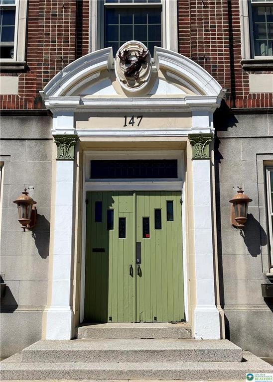 Photo - 147 S 4th St