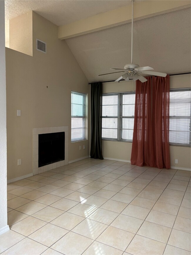 Photo - 18619 S Lyford Dr Casa