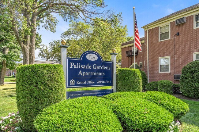 Palisade Gardens Apartments