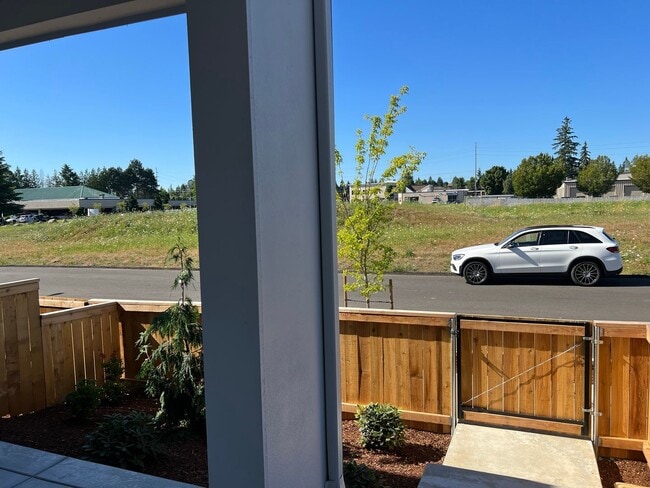 Photo - Beautiful, Newer Townhome!  Walking distance to many amenities.