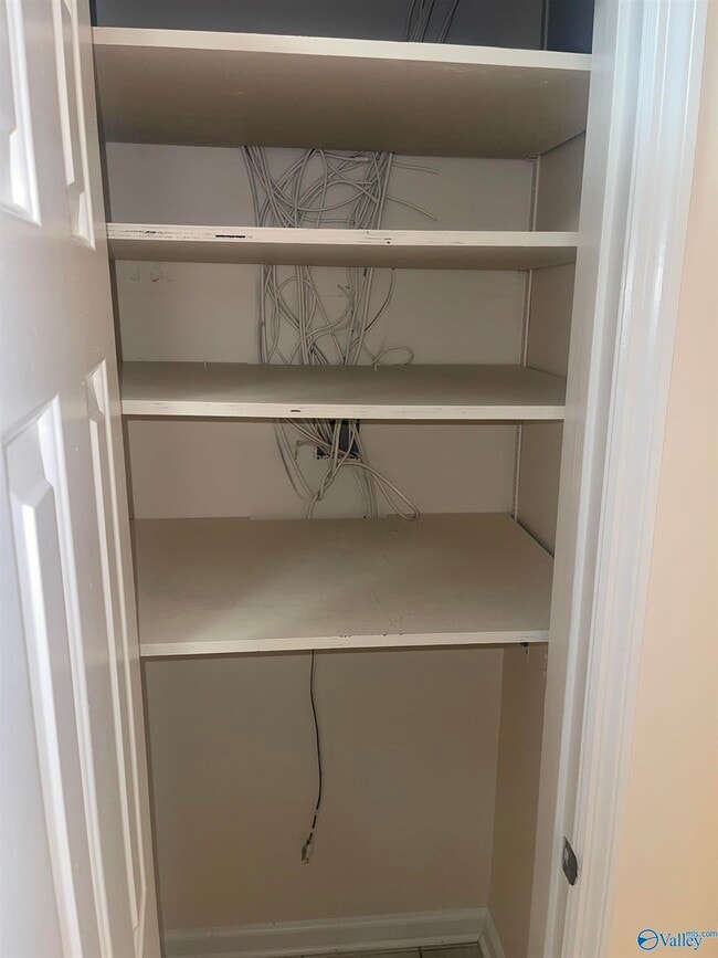 Photo - 3016 Live Oak Ln SW Unit NA