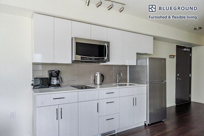 Photo - 5001 Brooklyn Ave NE Unit FL3-ID917