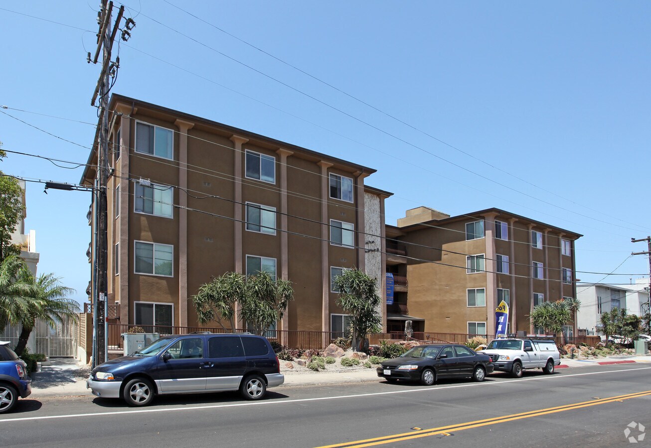Azure Shores Apartments - Azure Shores Apartments