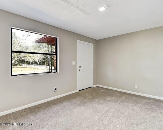 Photo - 1004 W 26th St