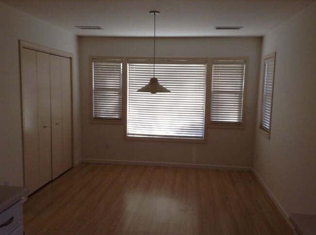 Photo - Cliff Rose - 3 Bedroom and 2 Bathroom