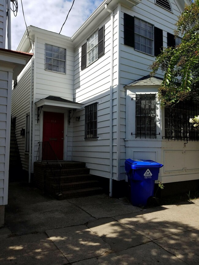 Building Photo - 34 Morris St