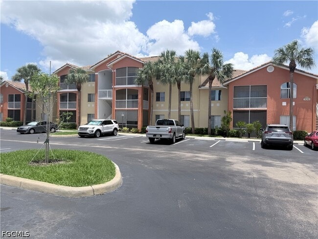 Building Photo - 6321 Aragon Way Unit 205