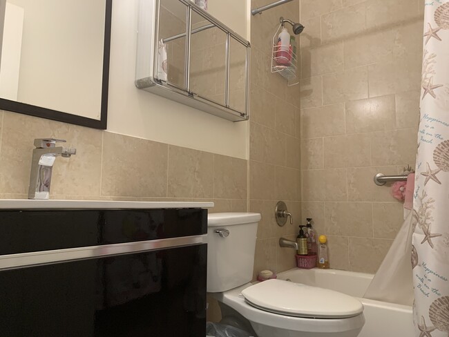 Photo - 145 SW 15th Ave Apartments
