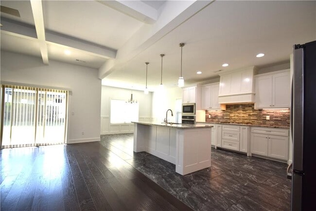 Photo - 4303 SW Bermuda Ave