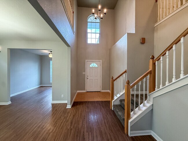 1777 Jacobs Ct