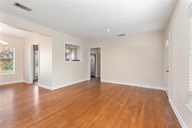 Photo - 4131 Saranac Dr