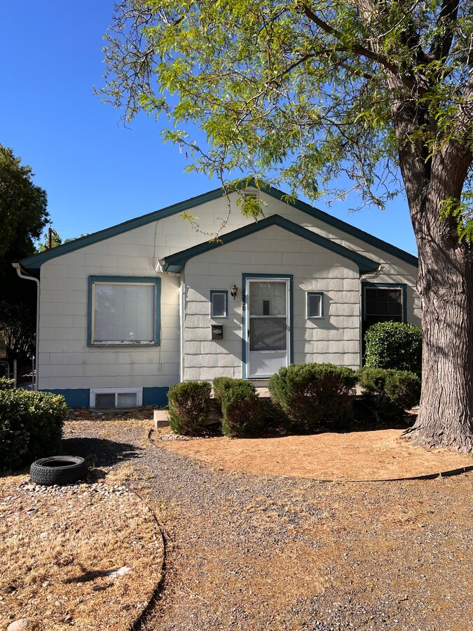 Photo - 1250 Orchard Ave