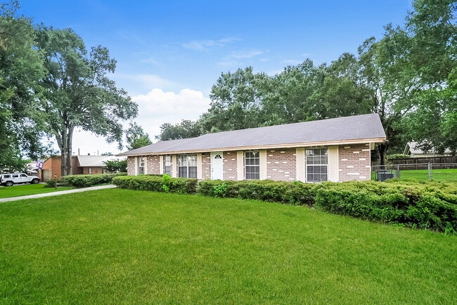 Photo - 3412 Groveview Dr