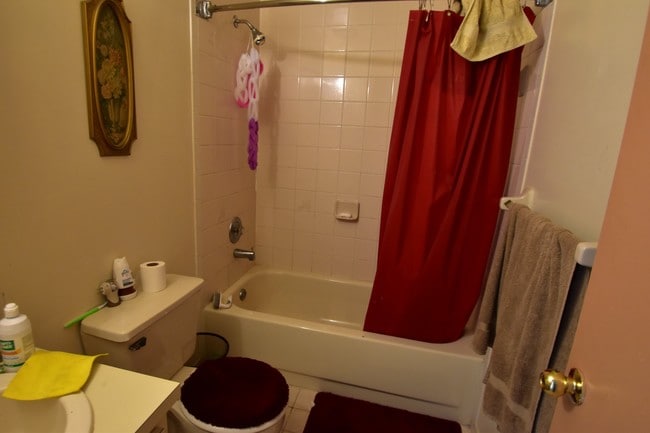 Photo - 8th Street Apartments