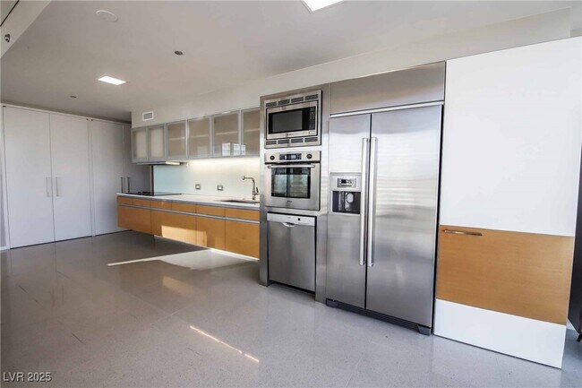 Building Photo - 3726 S Las Vegas Blvd Unit 1906