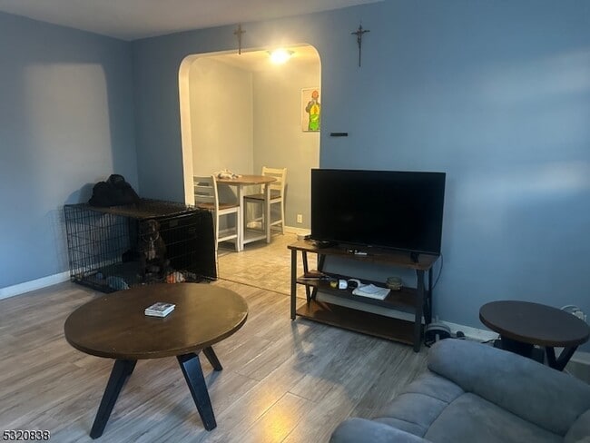 Photo - 19 Carpenter Terrace N