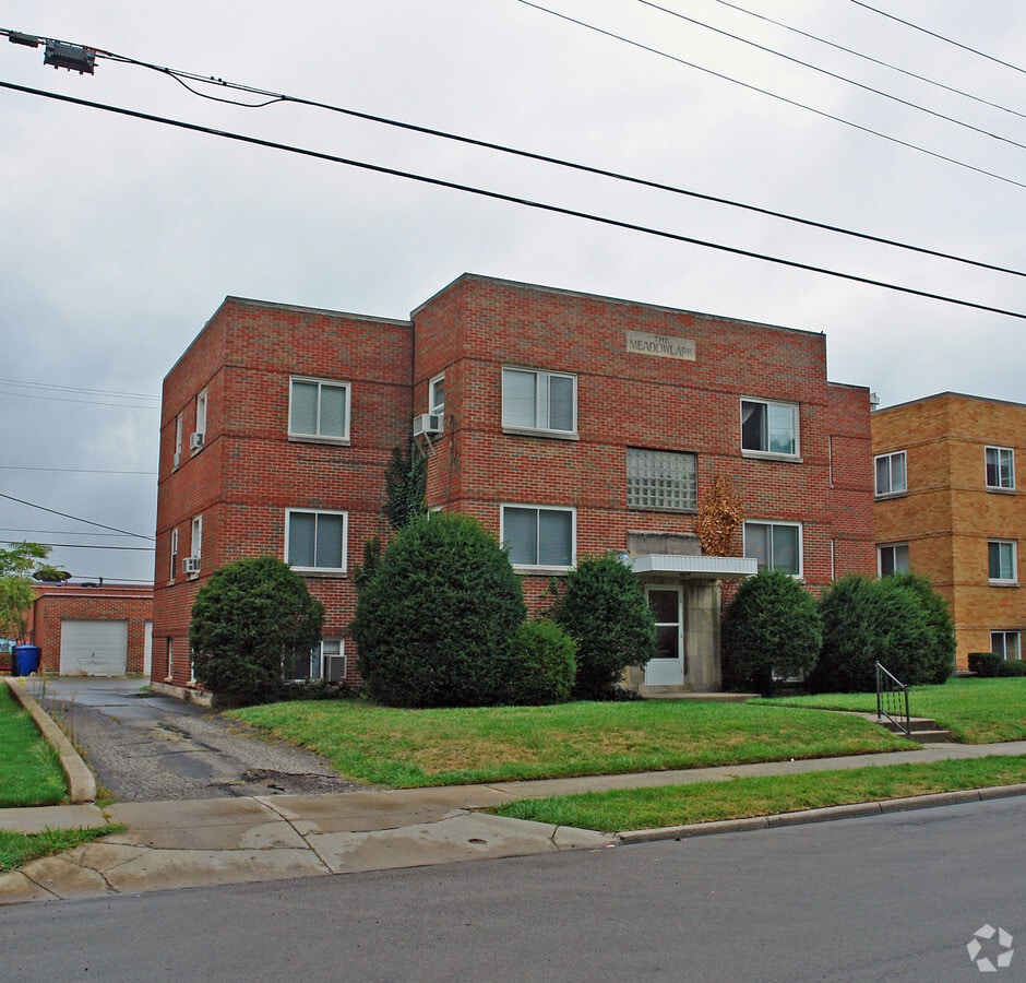 The Meadowlark - The Meadowlark Apartments