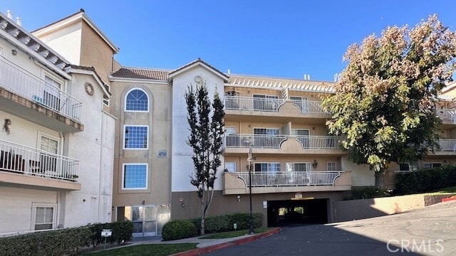 Photo - 4750 Templeton St