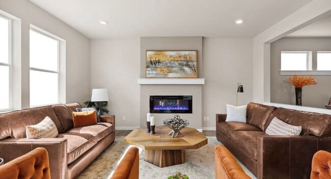 Photo - Modern 5 Bed Home