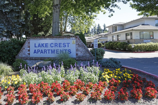 Lake Crest Apartments - Lake Crest Apartments