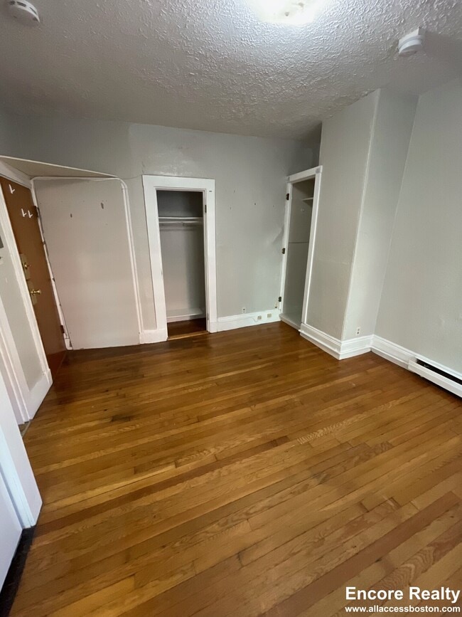 Photo - 41 Anderson St Unit 2-1